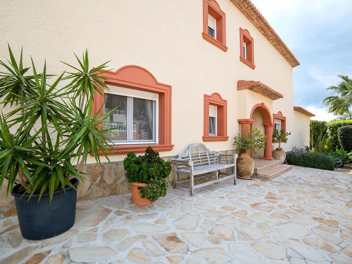 Villa Villa Albert By Interhome Calp Exterior foto