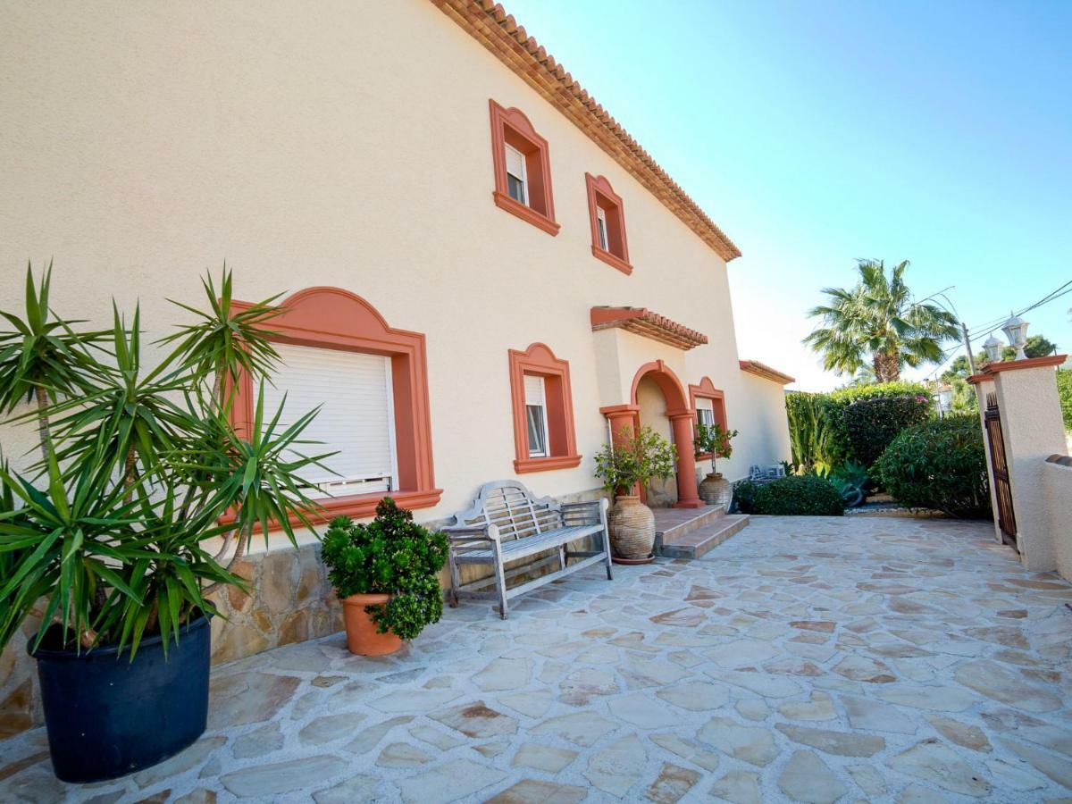 Villa Villa Albert By Interhome Calp Exterior foto